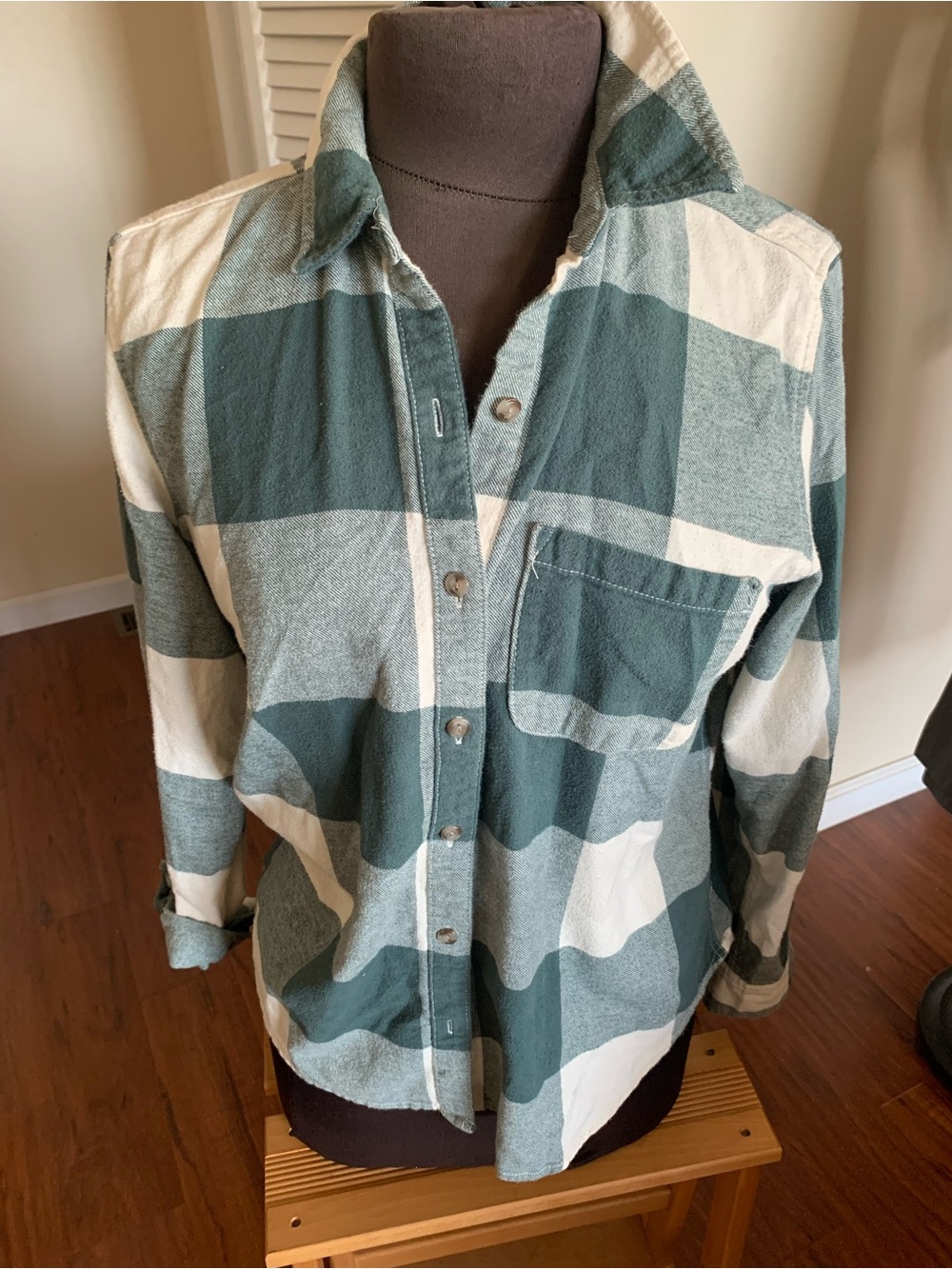 Ladies Green and White Plaid Button-Up Shirt